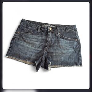 Women’s Universal Thread Dark Navy Denim Shorts Size 8/29 R